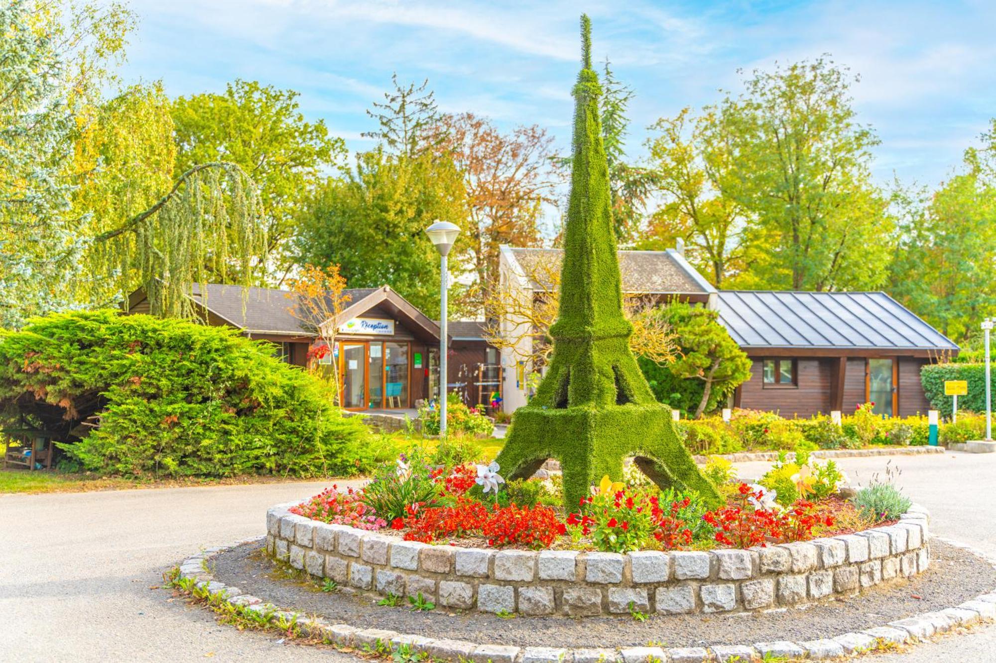 Camping Le Parc De Paris Villevaudé Eksteriør billede